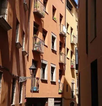 Little Apartamento *