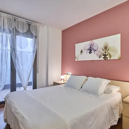 Little * Χιρόνα